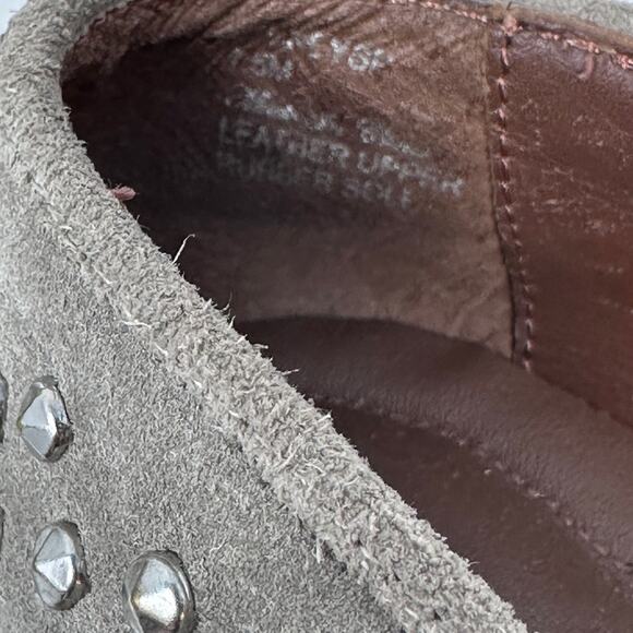 DONALD J PLINER Gray studded gray slip on sneaker size 7.5 - Picture 7 of 10